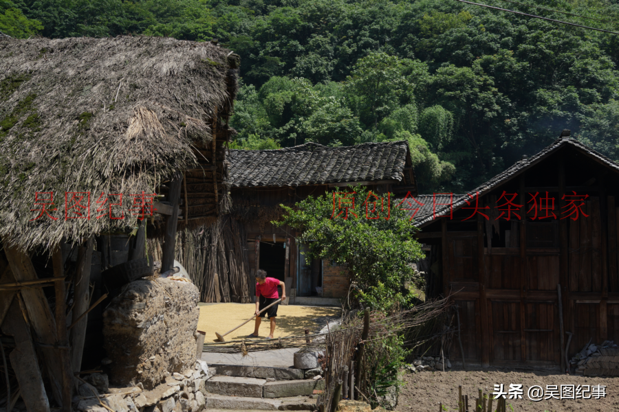 贵州农村老房子,渐渐稀少偶尔见一栋有种文物的感觉显得几分亲切