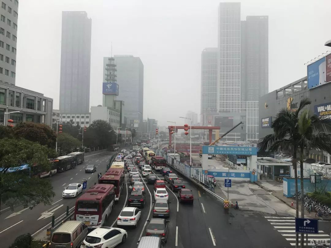 能见度回升今早佛山变迷城太阳要流浪到什么时候