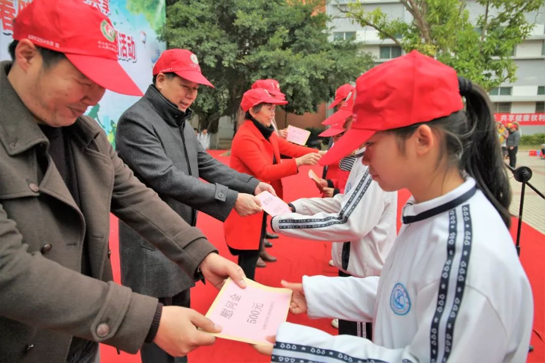 流动人口计划生育关怀关爱_人口与计划生育法(3)