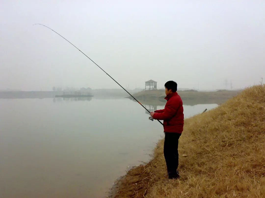 在黄河钓鱼，你得会这两种钓法两个技巧，要不然就只能望河兴叹了_东方体育