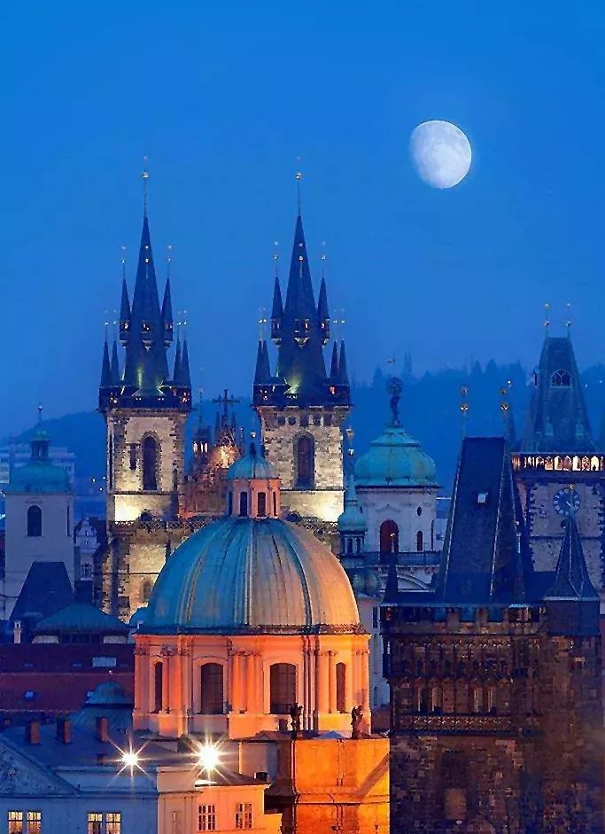 布拉格,欧洲最神秘最文艺最美丽的城市?