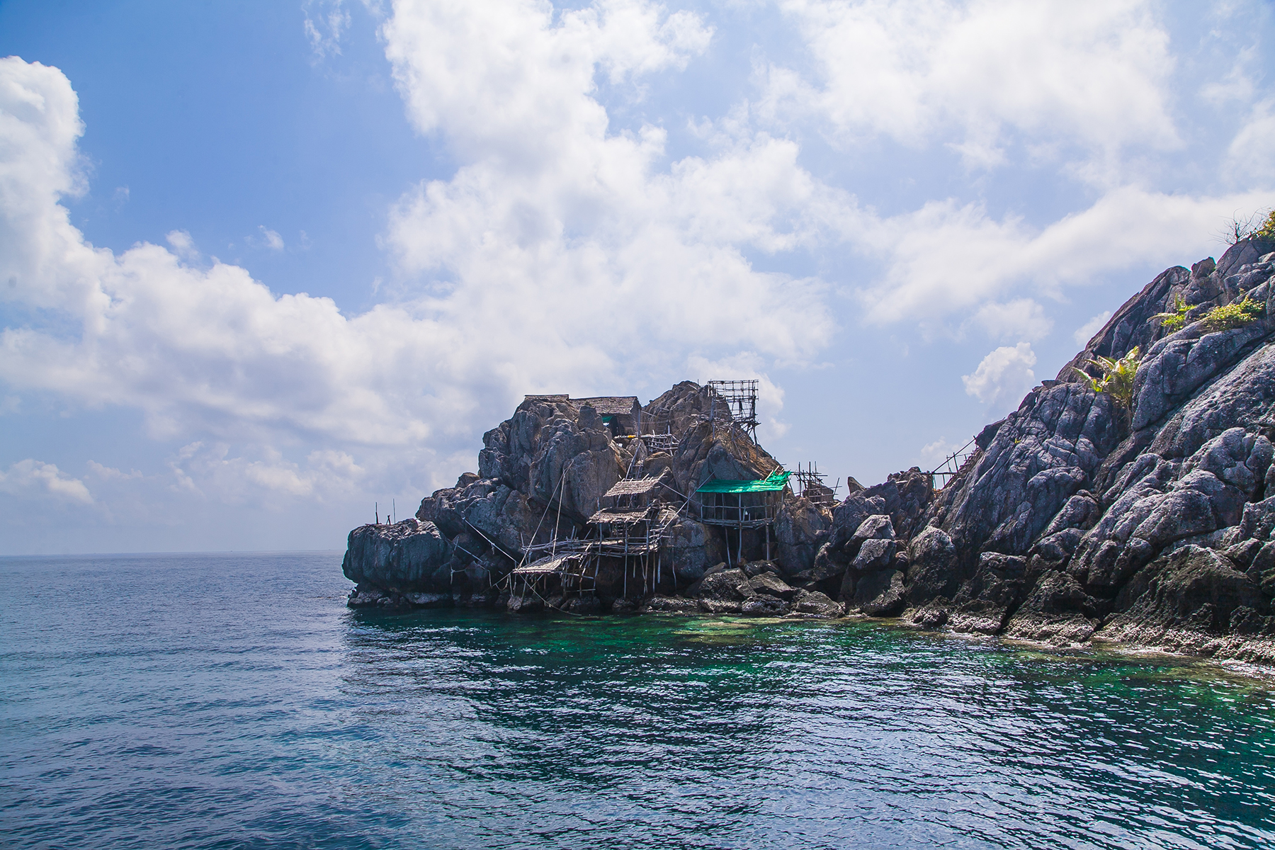 原創
            避開熱門景點，去泰國春蓬享受私人海灘，這才是度假天堂 旅遊 第6張