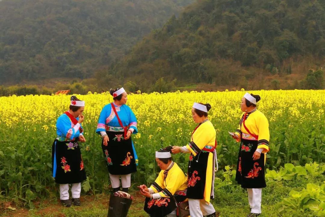 分享屯堡服饰安顺屯堡人600多年遗留下来的活历史