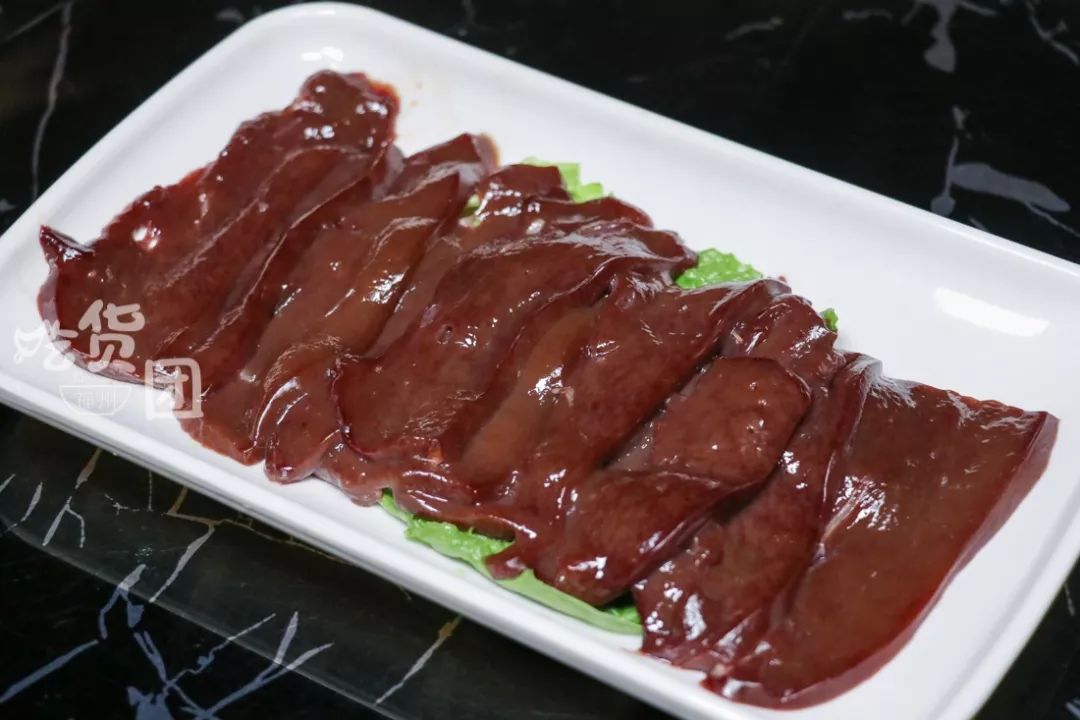 猪肝都是每天新鲜挑选的,鲜红的色泽,看得到的鲜!