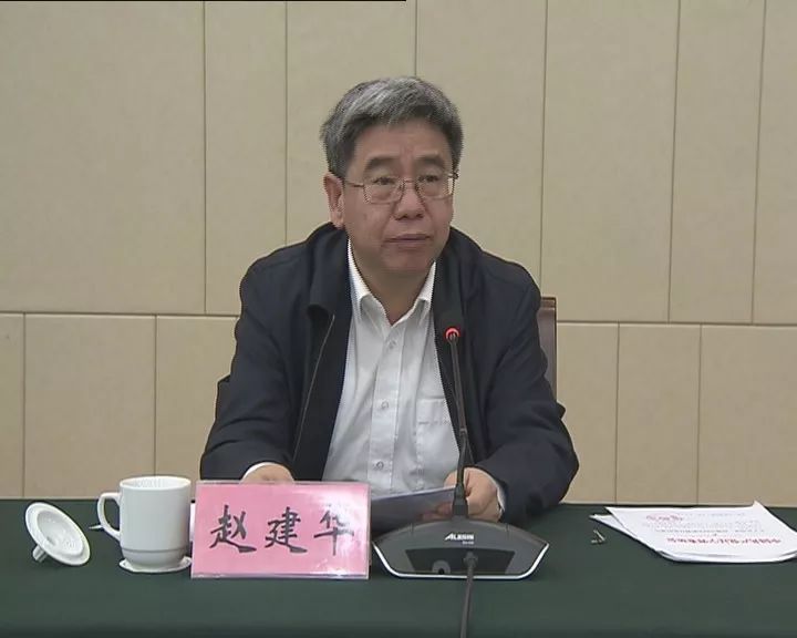 省委决定:余功斌任鞍山市委委员,常委,副书记,并提名为鞍山市市长候选