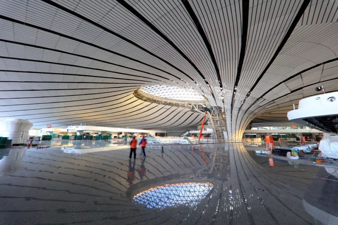 北京大兴国际机场航站楼室内装修效果