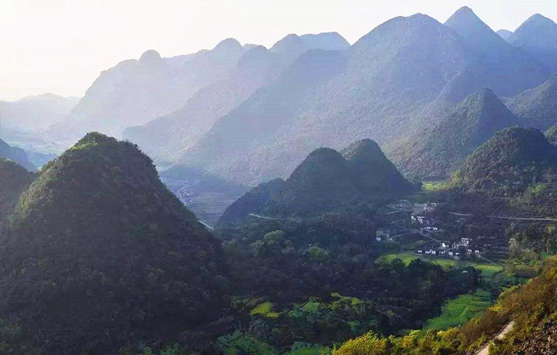 十万大山内部人口_十万大山