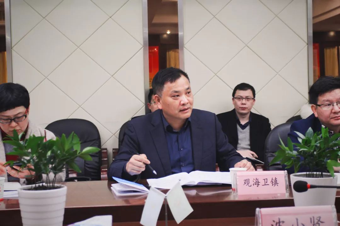 我镇副镇长阮亚君同志就我镇社会事务管理工作的整体