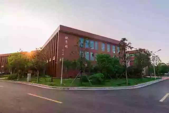 中南大学毓秀楼中南大学科技园(研发)总部中南大学新校区体育馆(含