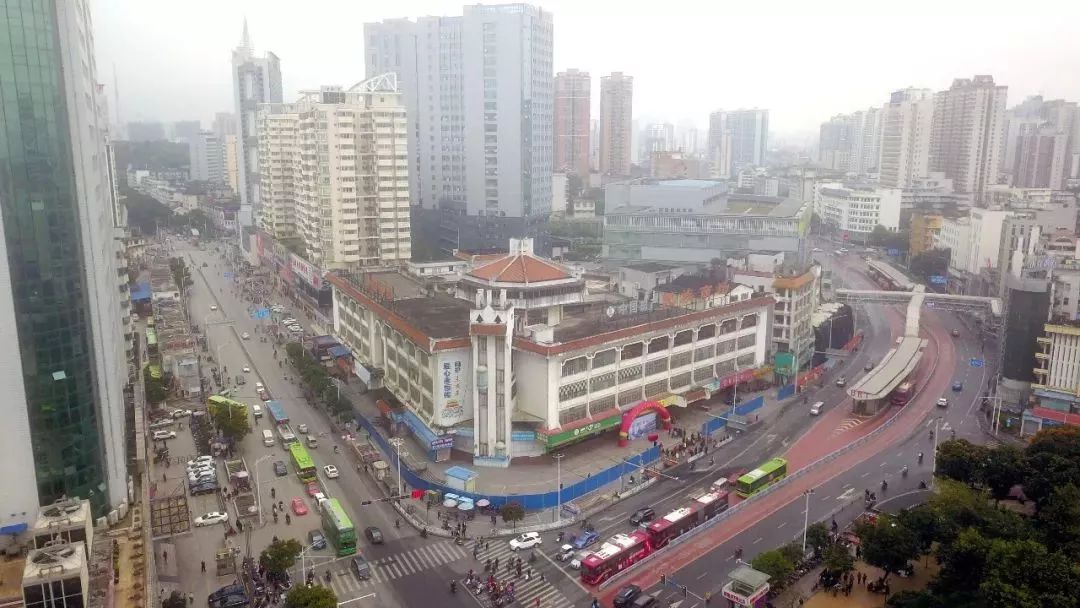 陪伴一代人成长的南宁民族商场就要拆除了,2022年变身新地标!