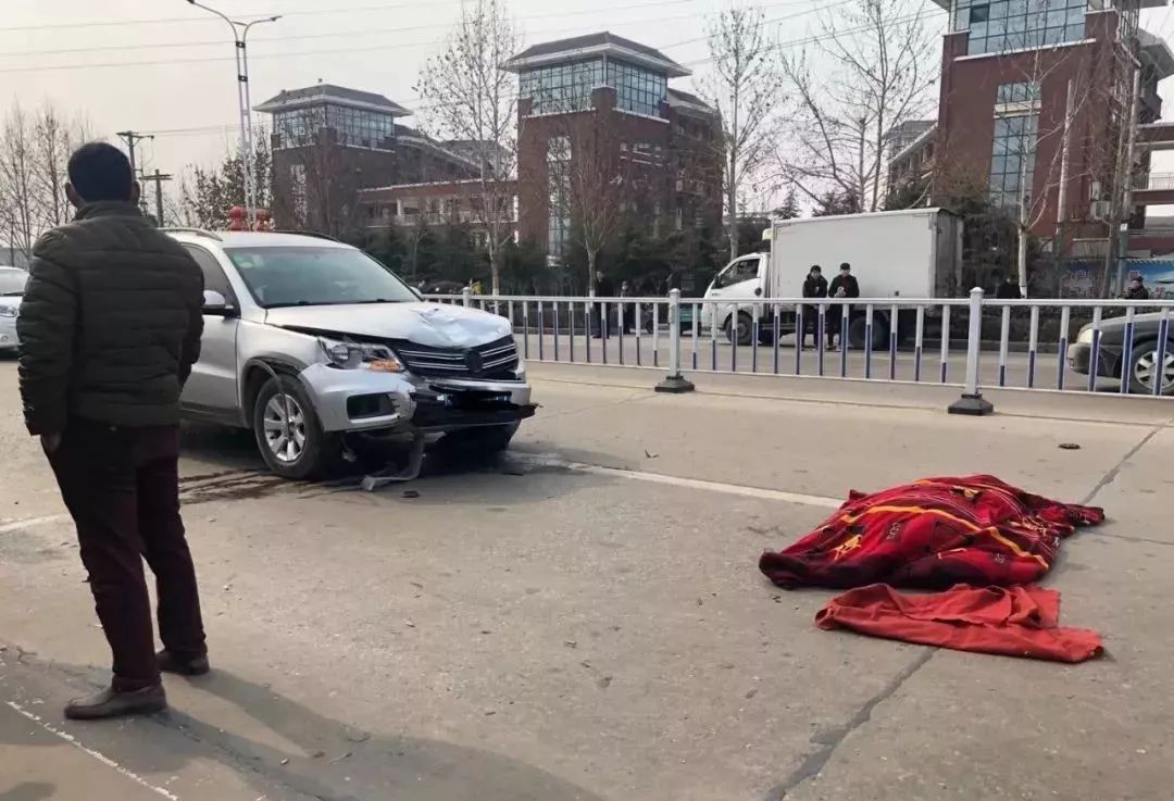 突发!禹州曹庄路口附近发生一起致人死亡交通事故!现场曝光.