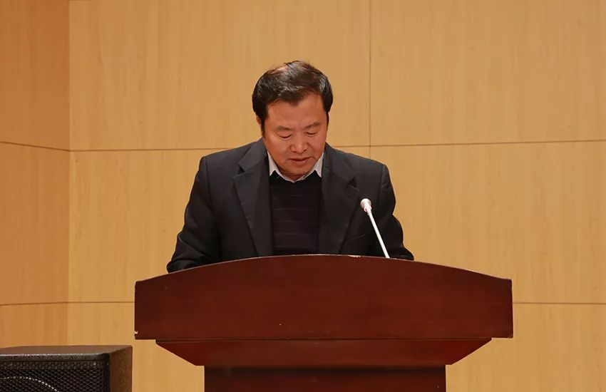 书记李文阁,校党委委员,学校办公室主任王百涛一行到滨河园区学生公寓