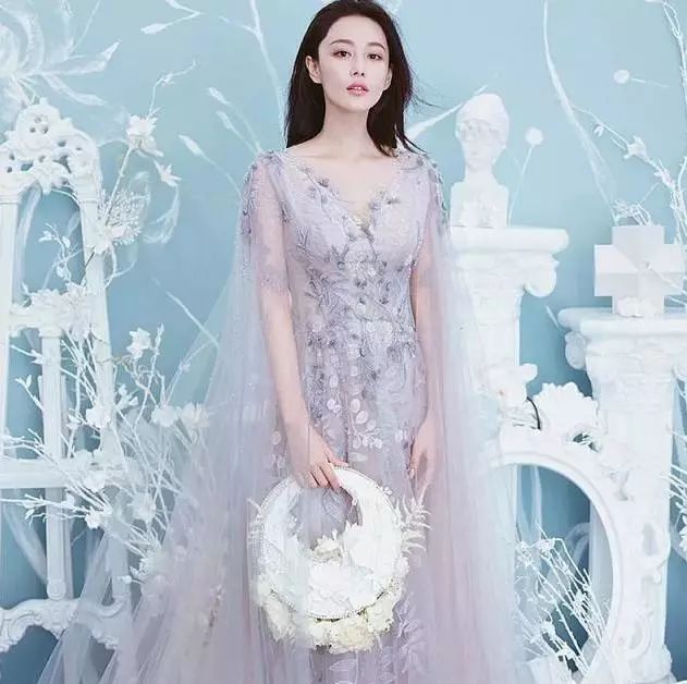 长卷发婚纱照_婚纱照风格(3)