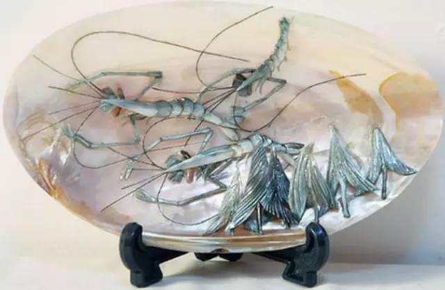贝壳雕刻的艺术品，太惊艳了！_贝雕