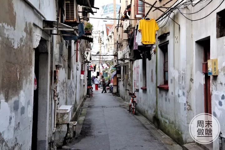 老城厢 上海最长最深的里弄,上海最老最早的小学,上海第一个国货