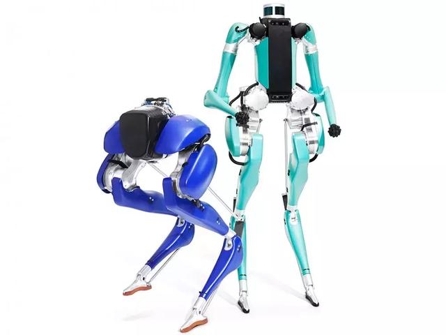 黑科技双足机器人最新逆天操作