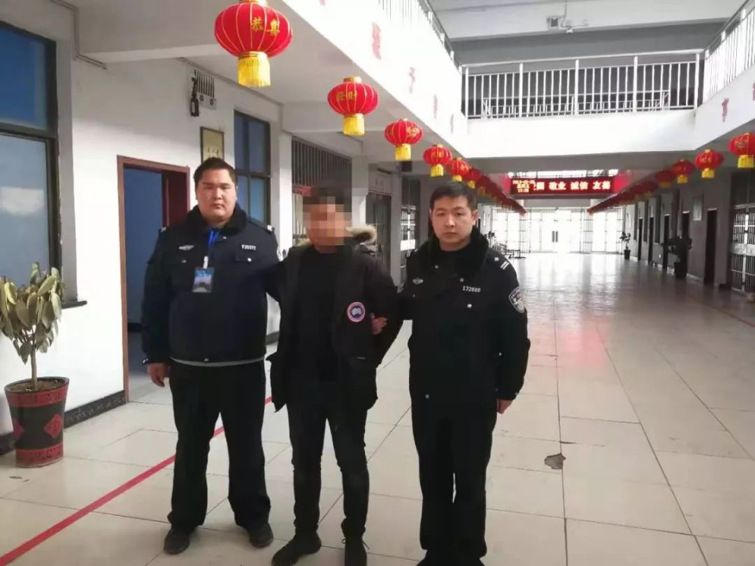 奇葩|社区服刑人员到看守所接受警示教育 被民警发现是在逃人员