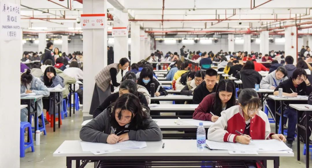 2019年广州美术学院校考结束,5.35万人参加考
