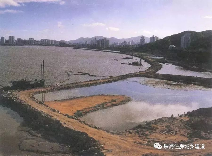 1994年水湾头填海兴建情侣南路(何华景 摄)