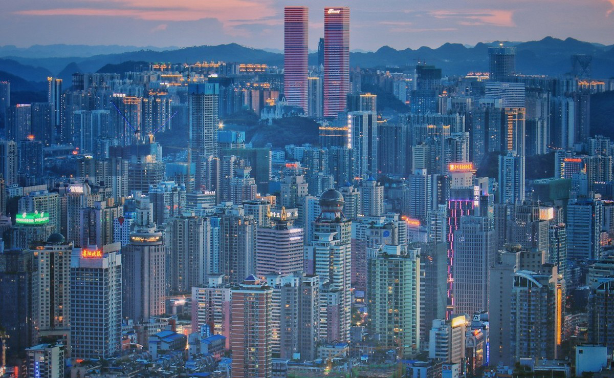 贵阳国际金融城城市风光夜景 贵阳夜景 鳞次栉比的高楼 新城区特写