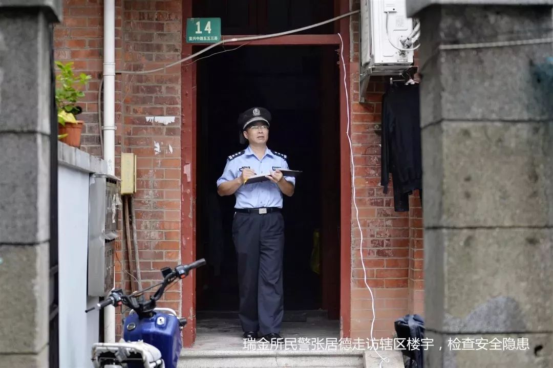 【学雷锋日】为人民服务,我们一直都在