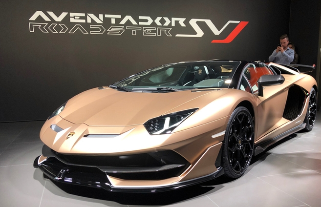 兰博基尼aventadorsvj roadster正式发布,售价在830