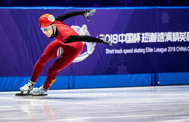 短道速滑小将孙龙出征世锦赛,年仅18岁,积累经验备战北京冬奥会