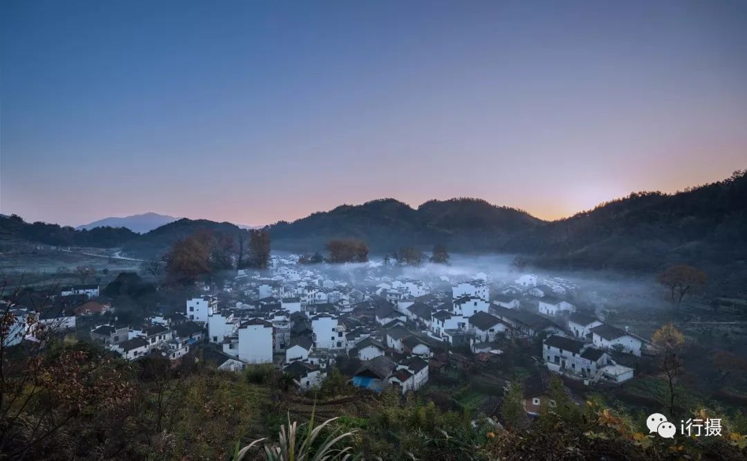 《守望家园《邂逅石城《晨雾之四》因为这里的村民有清晨燃烧油荼