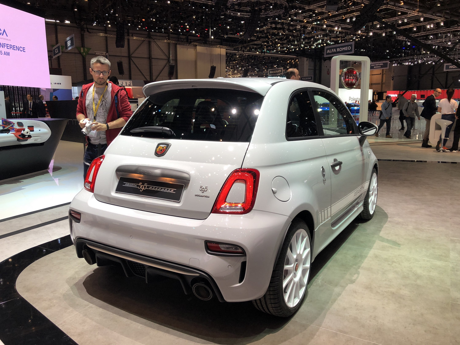 2019日内瓦车展:abarth 595 esseesse亮相