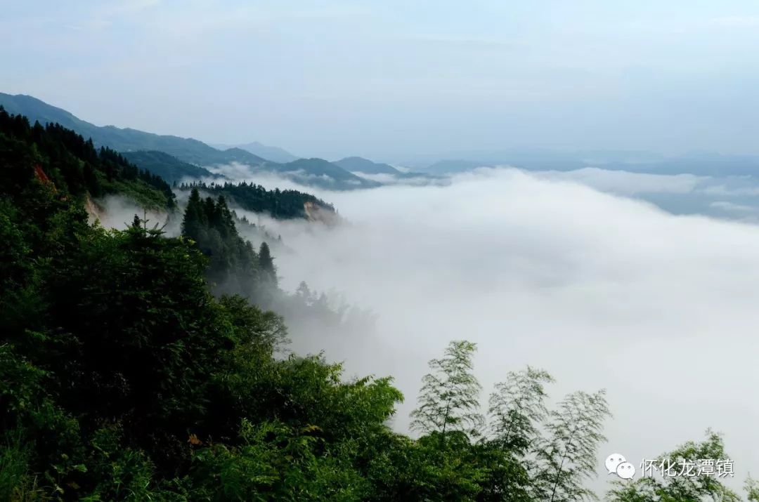 溆浦地蓝天白云碧水青山看龙潭山水云海奇观