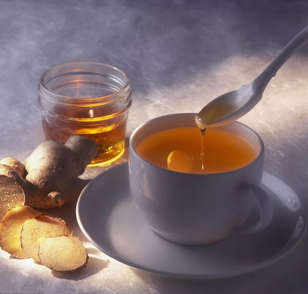 蜂蜜を入れるだけ！生姜のハチミツ漬けの作り方レシピ | カジトラ