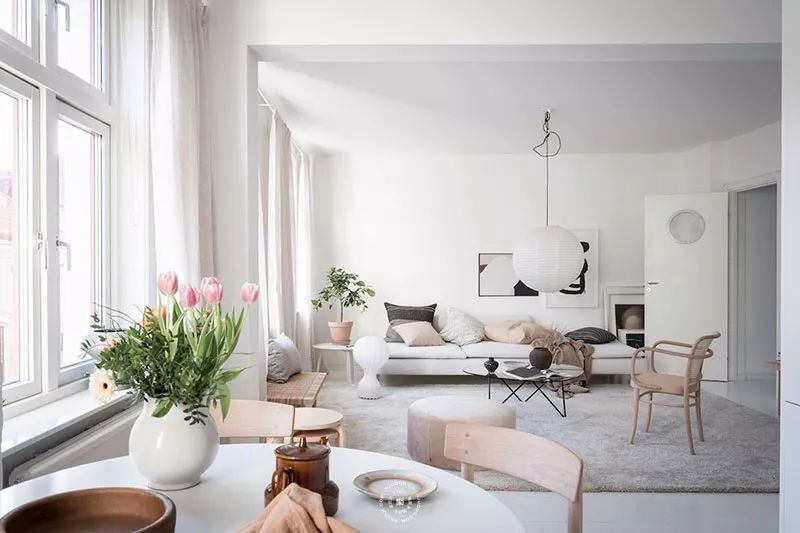 哥德堡的柔美公寓:让家用纺织品与众不同_窗帘