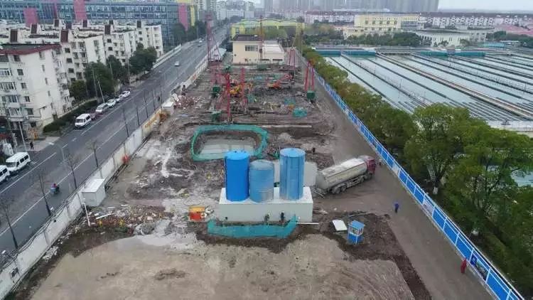 上图为长桥水厂深度处理工程春节后开工水务工程方面,虹桥污水厂