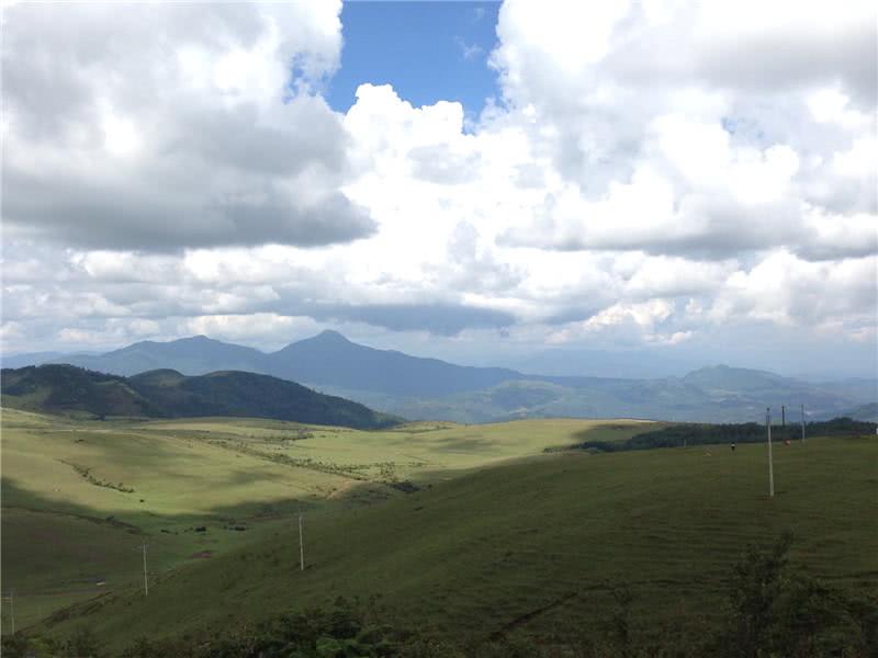 在腾冲有个很适合游玩野餐烧烤露营的高山草甸你知道吗