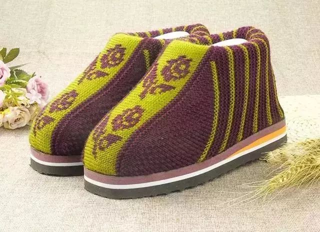编织达人教大家编织手工棉鞋附简单图解,太暖和了