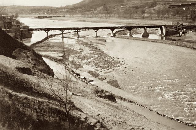 山西晋中1936年，窄轨铁路旱梯田