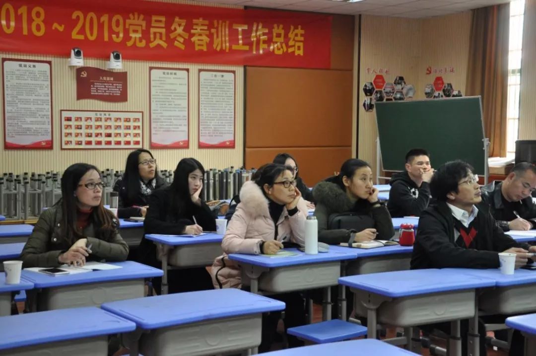 学习经验,提高自我 ---杭师大附属五常中学教师走进富春中学