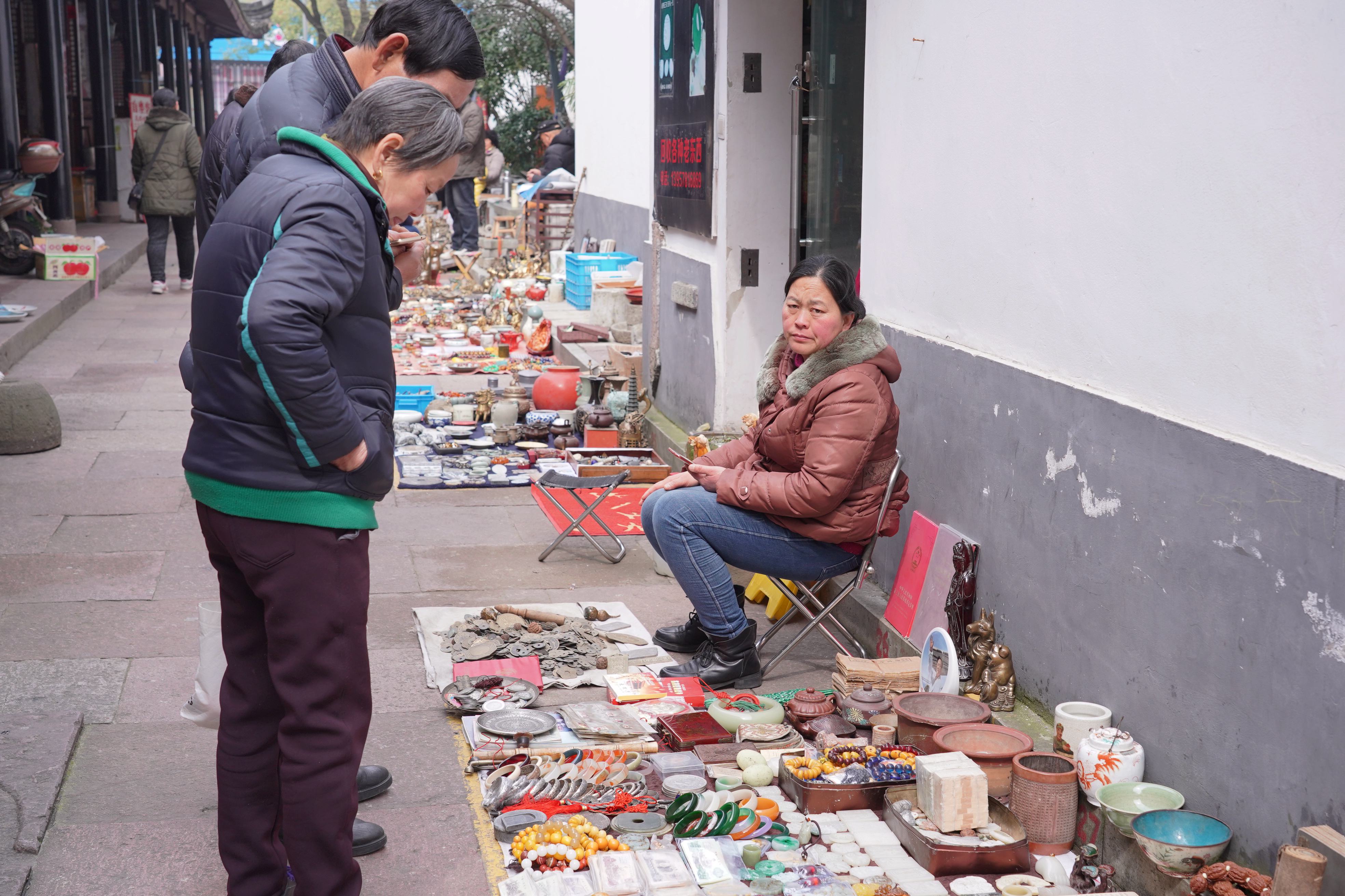 宁波这座400年前的私人宅院被开发成古玩集市,就在马路边_范宅