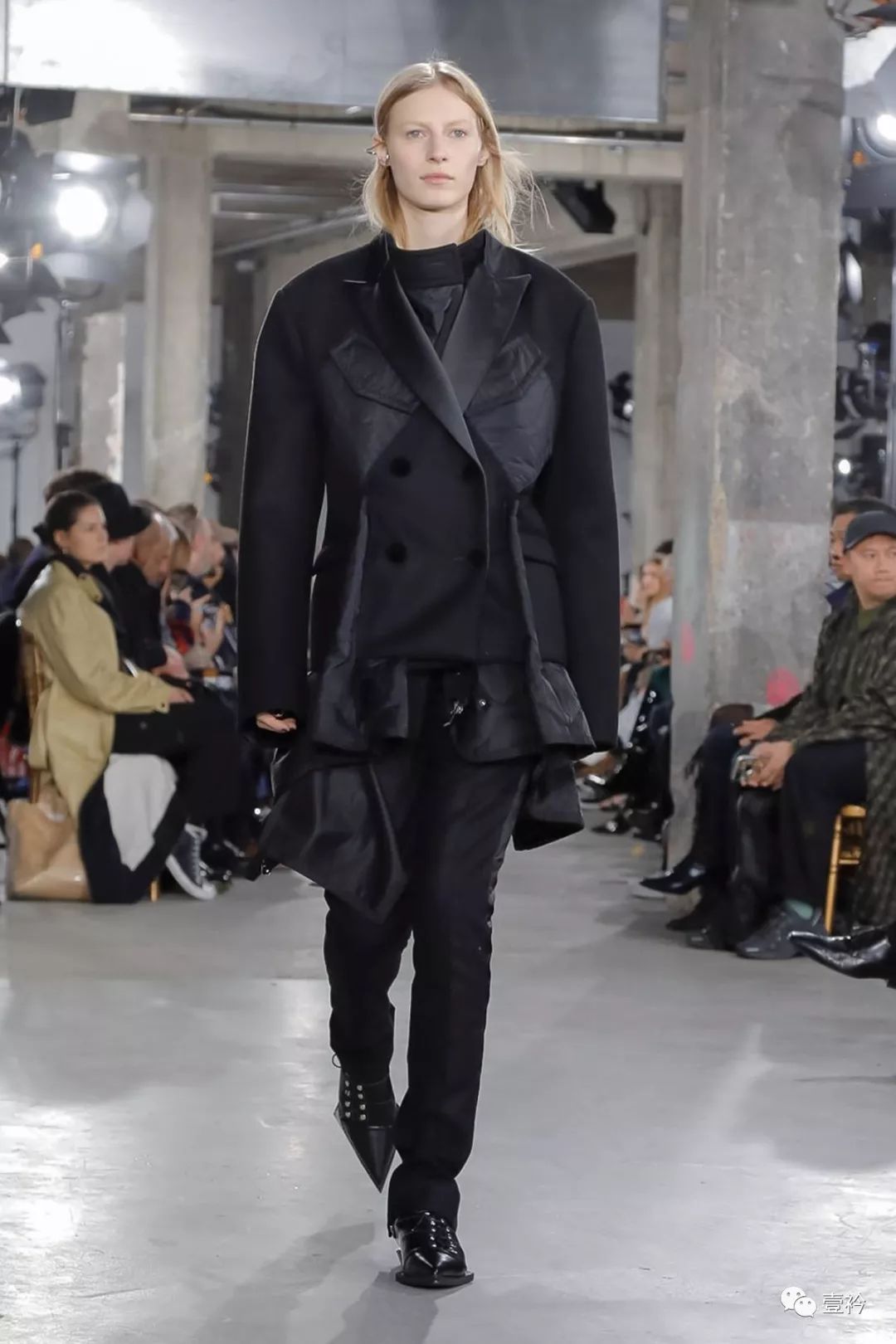 sacai2019秋冬女装设计师阿部千登势的解构设计中的大女子主