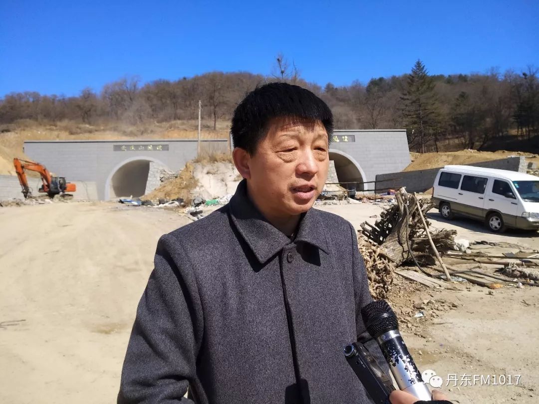 市住建局城市建设科科长 周殿武:爱民山,小东沟隧