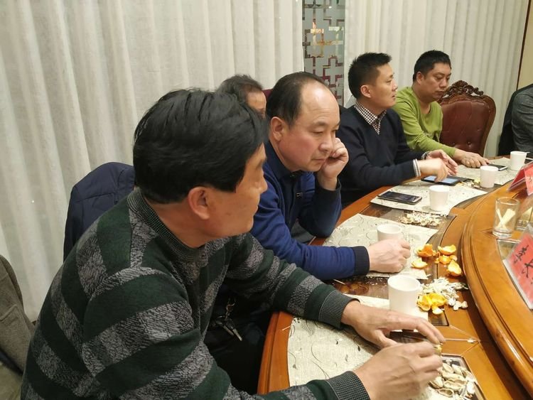 巩义市大峪沟镇民权村举行优秀乡土人才座谈会_崔光