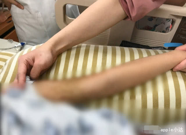 江苏南通一名11岁女童9日凌晨3时,被发现趴在桌上失去意识,送医后