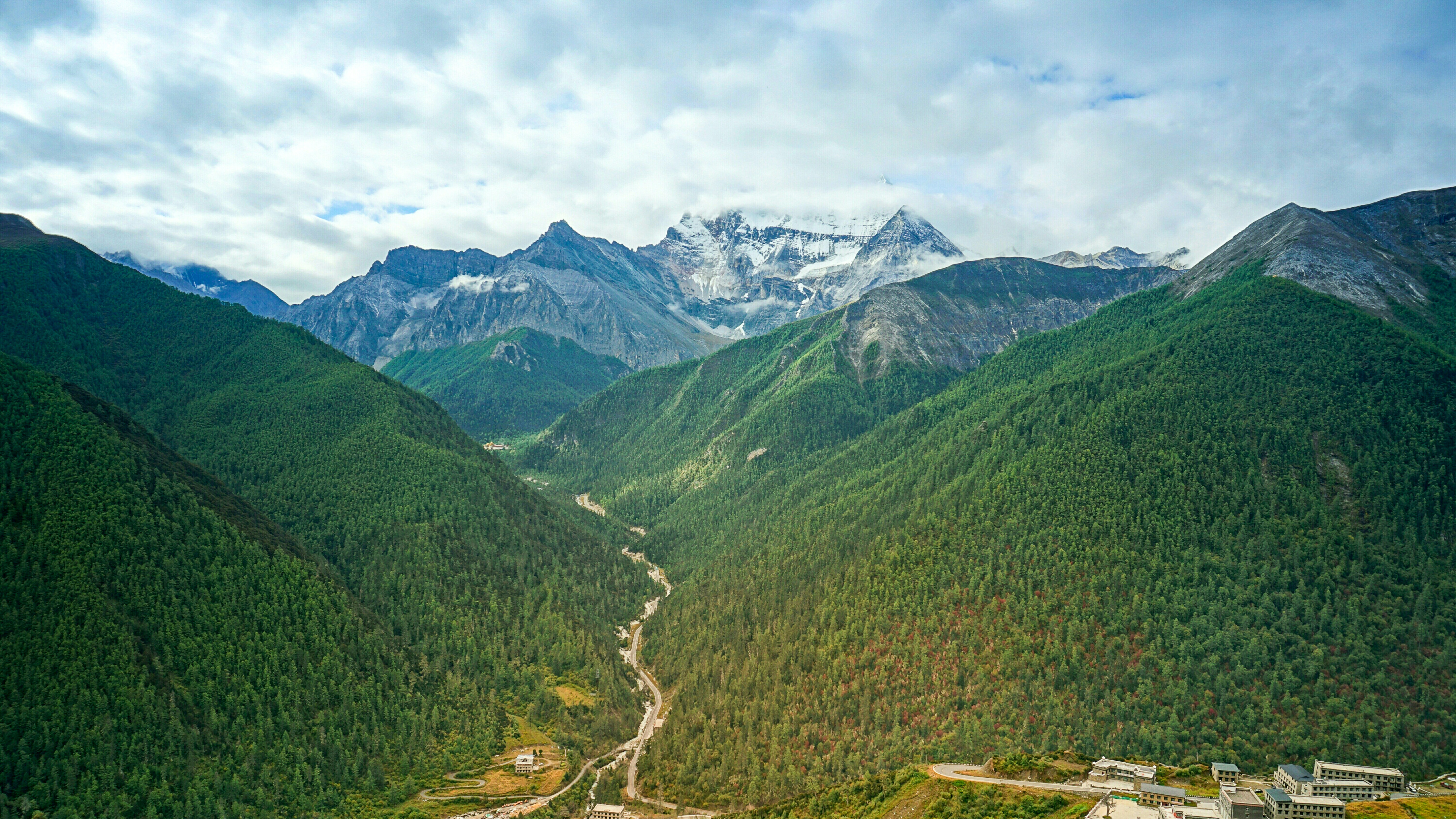 如果到四川旅行，一定要去这5个景区，不到等于白来