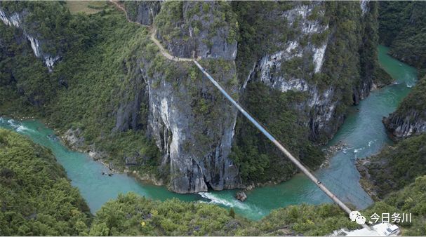 一桥飞架南北天堑变通途今天仡乡妹带你认识务川桥