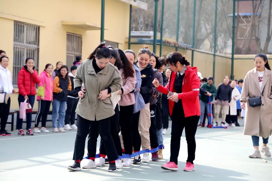 濮阳市油田总医院三八妇女节趣味运动会好好玩