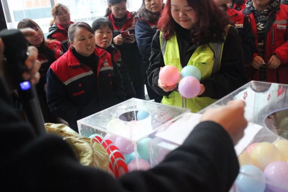 感恩女性,欢度妇女节_活动