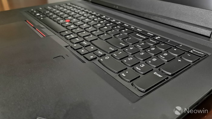 视频联想thinkpadp72移动工作站详细上手