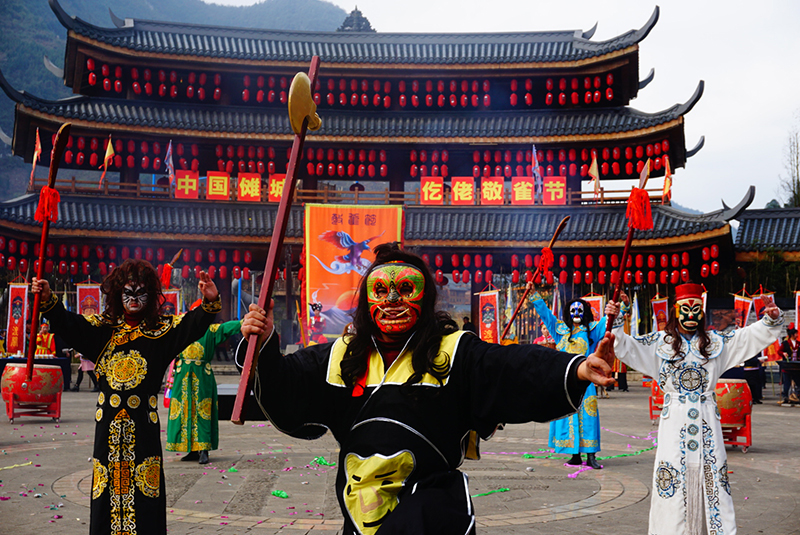 探秘中国傩城仡佬族"敬雀节" 山王祭祀上演非遗绝技