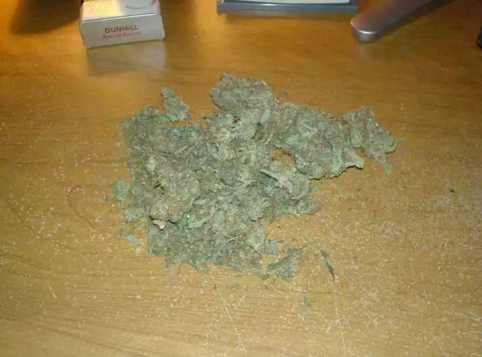 毒品,让我一步一步走向深渊!_大麻