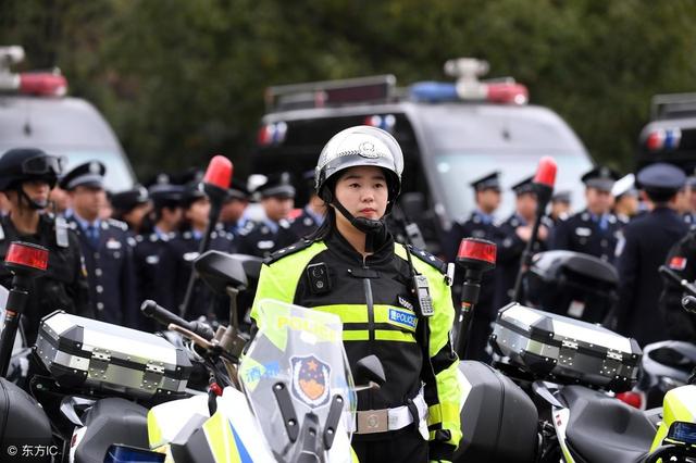 协警招聘条件_5800 元参加协警培训最后变保安 街头海报招聘别轻信(3)